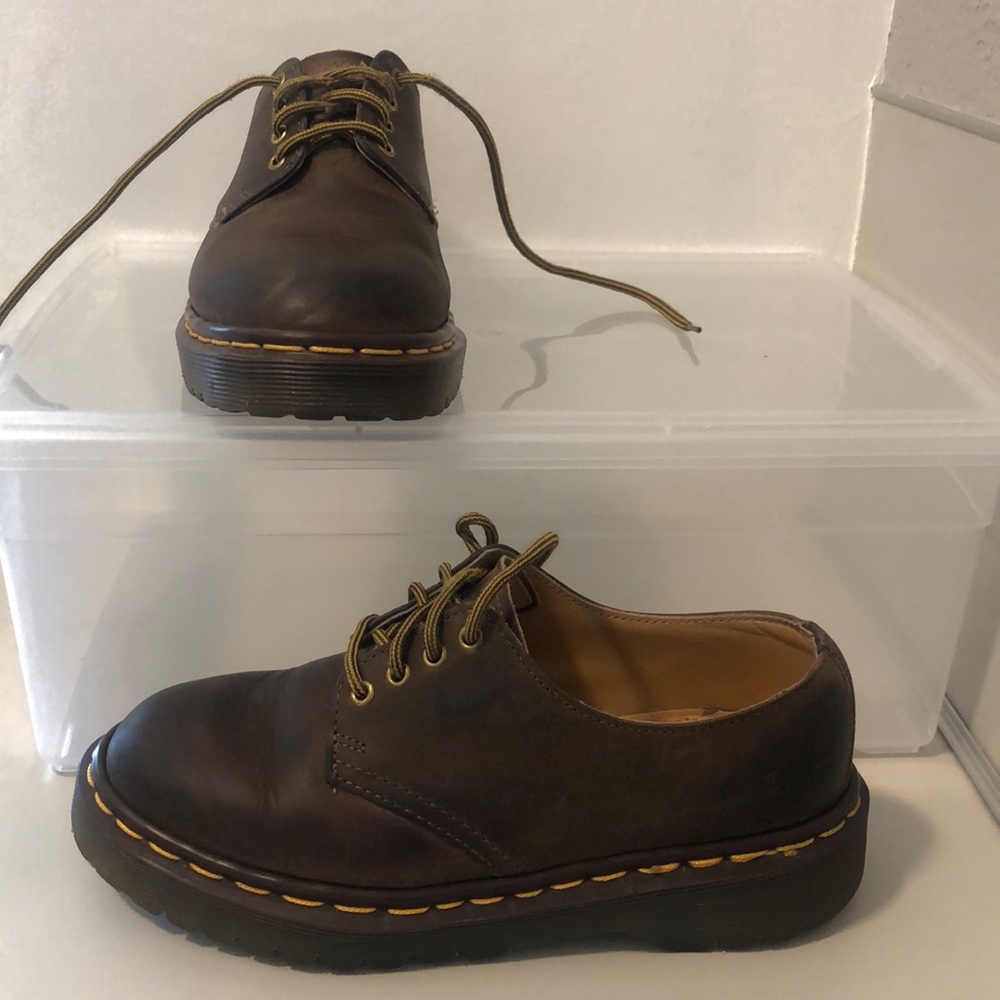 Vintage Dr Martens shoes, 1561/59, Made in England, Mid to late 90’s